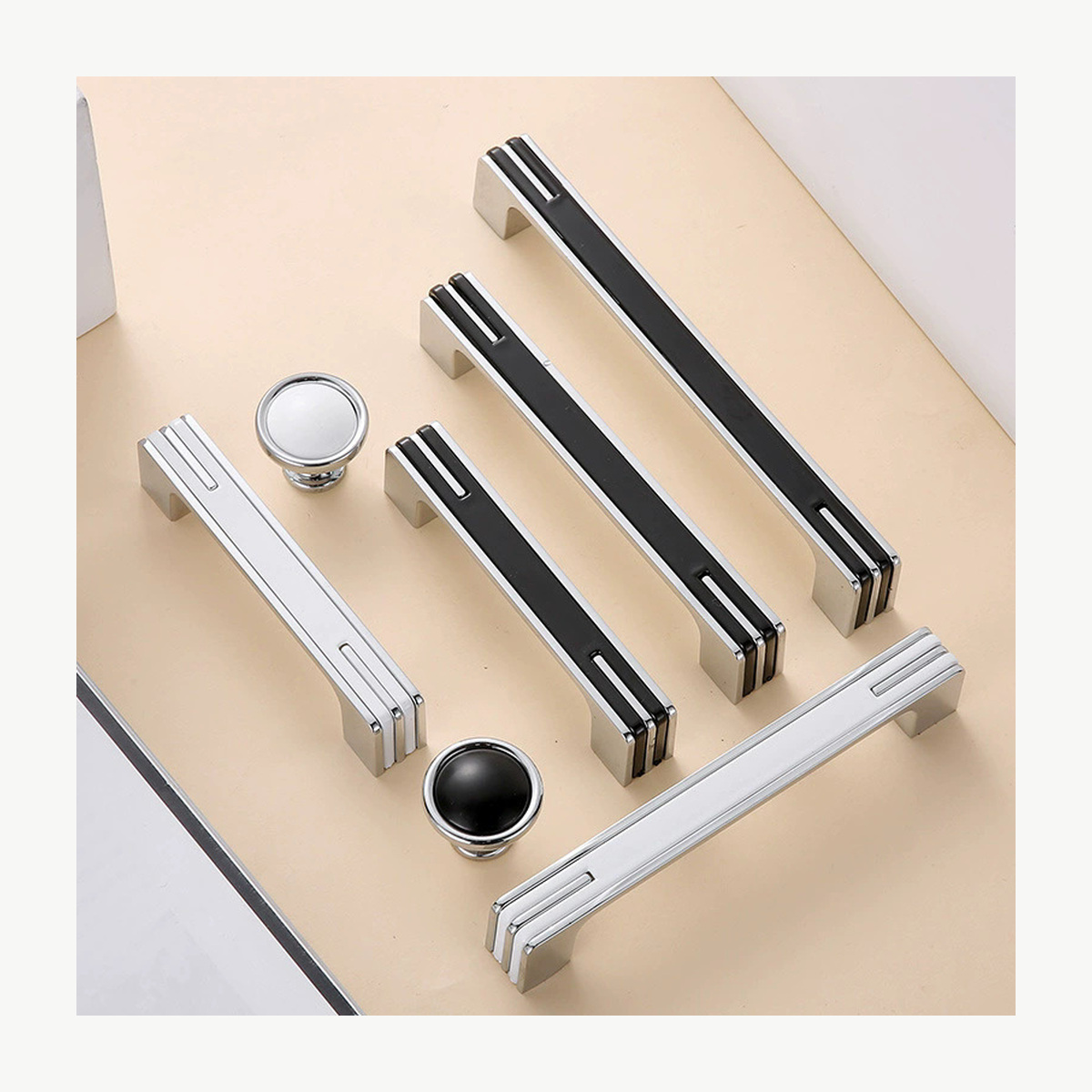 Black-Inlay Bar Pull - Zinc Alloy Pulls