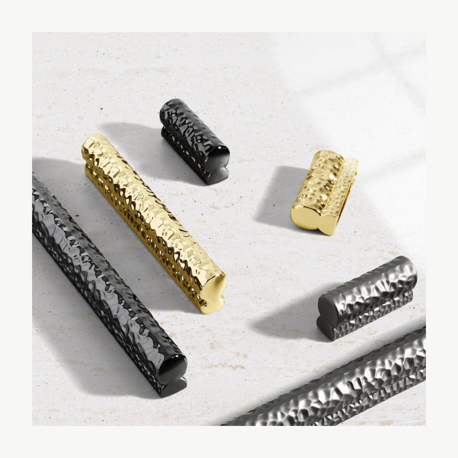 Hammered Bar Pull - Zinc Alloy Pulls