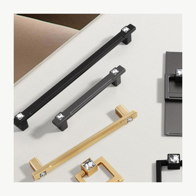 Crystal Bar Pull - Crystal & Ceramic Pulls
